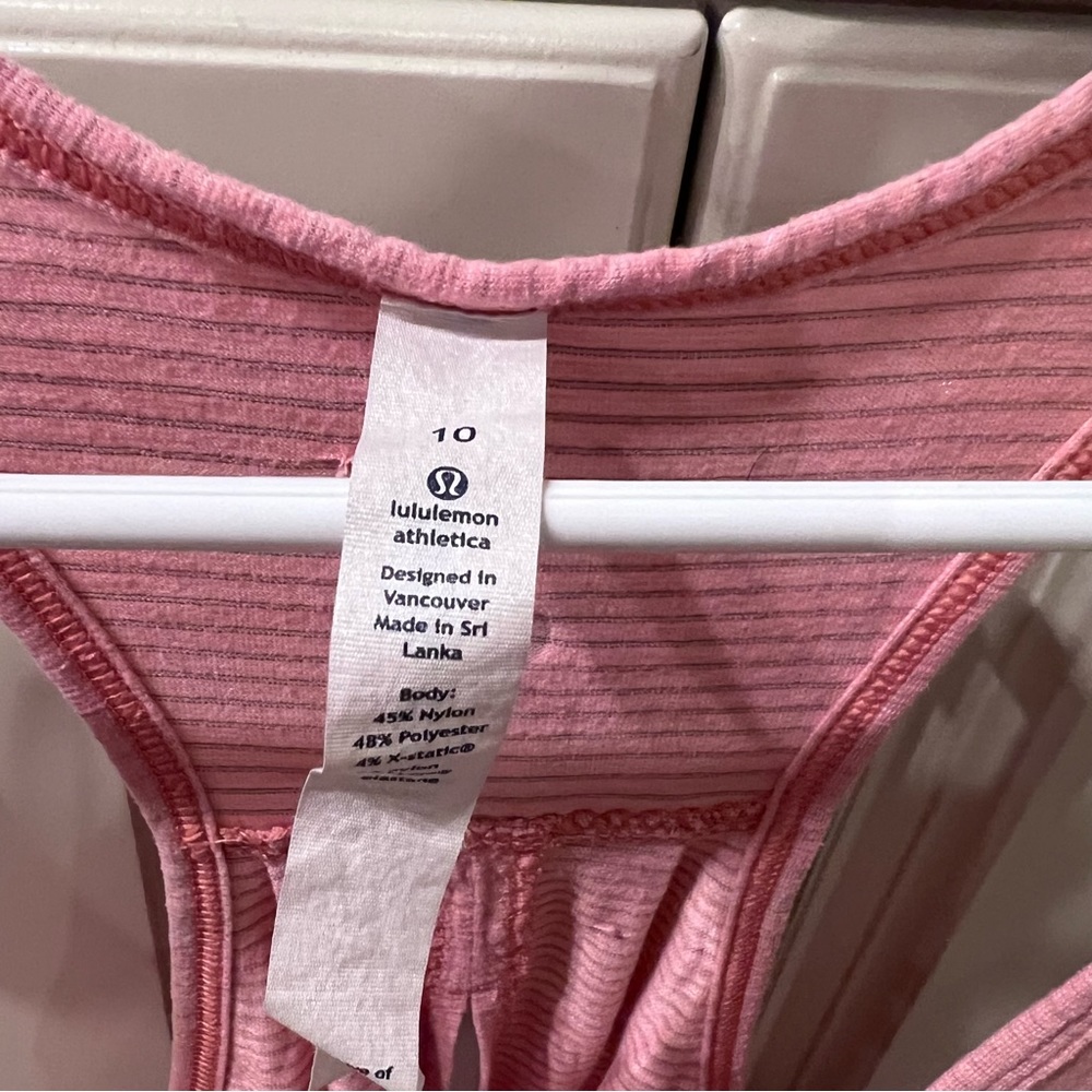 Lululemon Tank - Picture 2 of 3